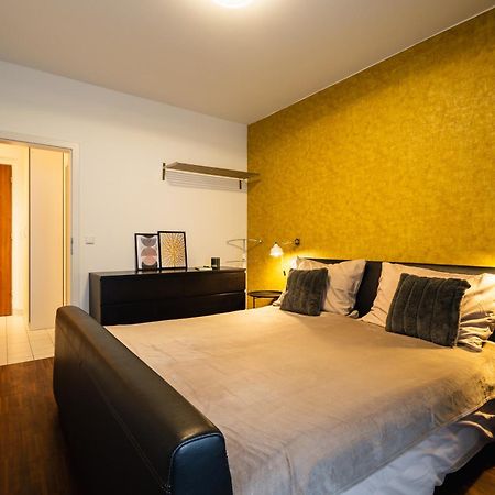 Auriapartments Karlin 2Kk S Terasou A Parkovanim Прага Экстерьер фото