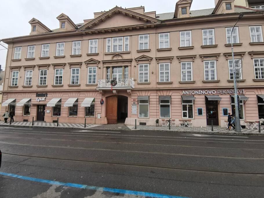 Auriapartments Karlin 2Kk S Terasou A Parkovanim Прага Экстерьер фото