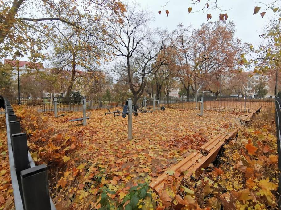 Auriapartments Karlin 2Kk S Terasou A Parkovanim Прага Экстерьер фото