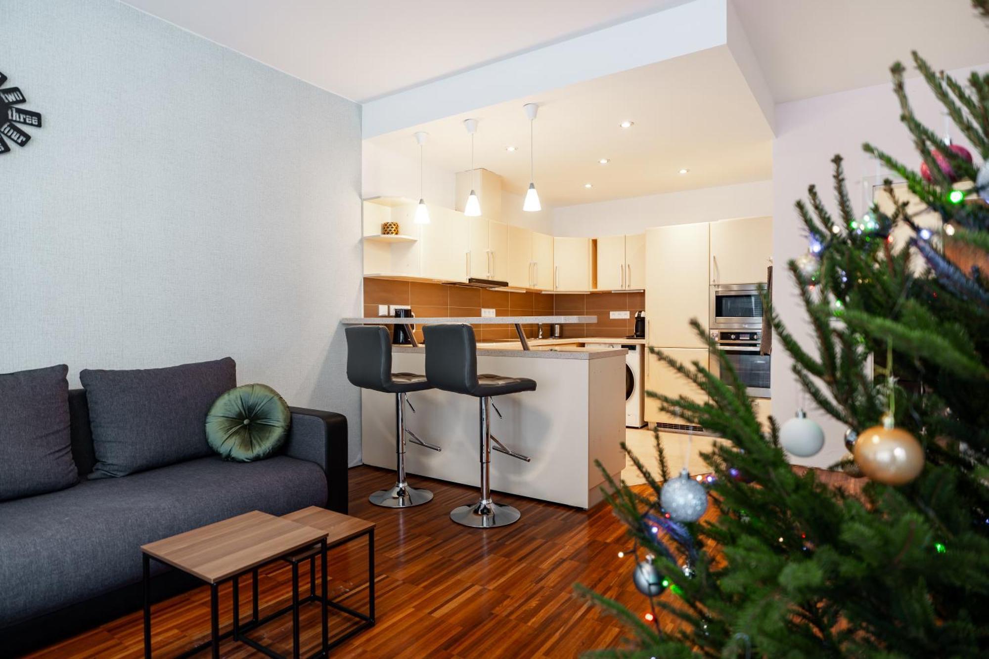 Auriapartments Karlin 2Kk S Terasou A Parkovanim Прага Экстерьер фото